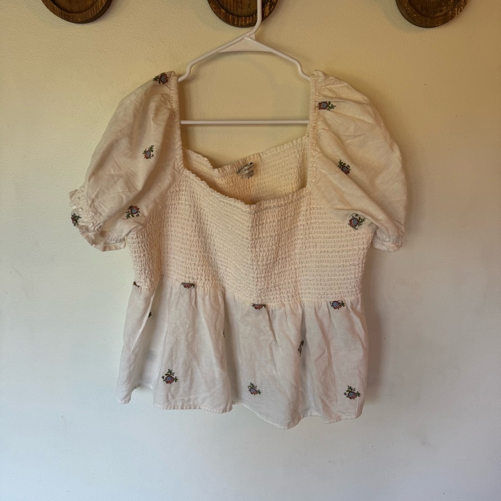 American Eagle Floral Embroidered smocked Cream babydoll Top size XXL